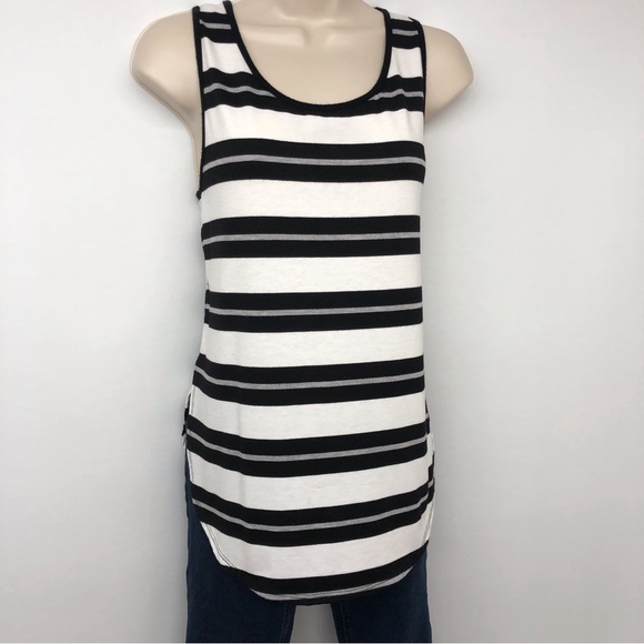 Papermoon Stitch Fix Stripe Sleeveless Top - Picture 8 of 16